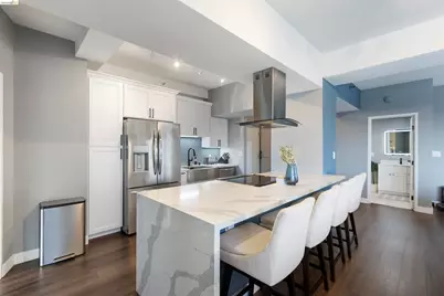 6363 Christie Ave. #2327, Emeryville, CA 94608 - Photo 13