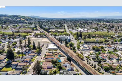22354 Western Blvd, Hayward, CA 94541 - Photo 7