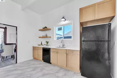 22354 Western Blvd, Hayward, CA 94541 - Photo 25