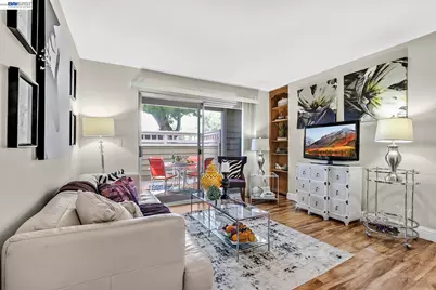 150 Reflections Drive #13, San Ramon, CA 94583 - Photo 5