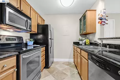 150 Reflections Drive #13, San Ramon, CA 94583 - Photo 9