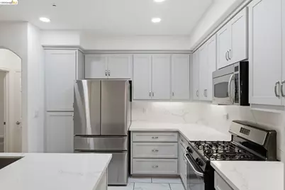 4132 Clarinbridge Cir, Dublin, CA 94568 - Photo 3