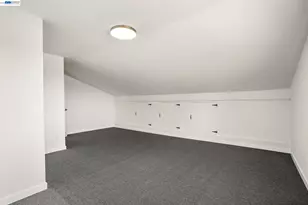 2526 Oakes Dr, Hayward, CA 94542 - Photo 35