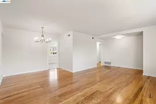 2526 Oakes Dr, Hayward, CA 94542 - Photo 13