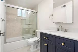 2526 Oakes Dr, Hayward, CA 94542 - Photo 25