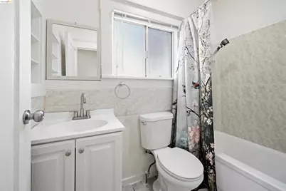 2628 22nd Ave, Oakland, CA 94606 - Photo 11