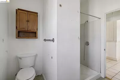 1201 41st Ave, Oakland, CA 94601 - Photo 23