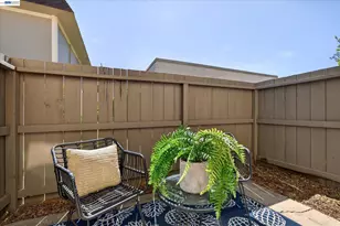 530 La Conner Dr, Sunnyvale, CA 94087 - Photo 5