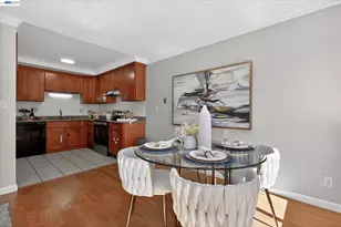 530 La Conner Dr, Sunnyvale, CA 94087 - Photo 7