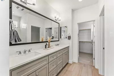 133 Frost Dr, Mountain House, CA 95391 - Photo 43