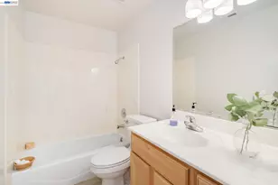 18540 Mesa Verde Way, Castro Valley, CA 94552 - Photo 23