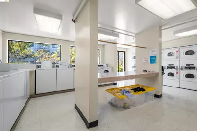 8 Admiral Dr #A229, Emeryville, CA 94608 - Photo 35