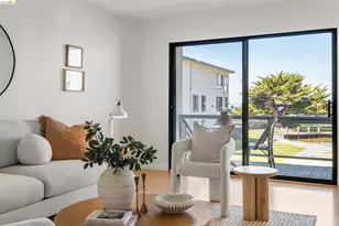 8 Admiral Dr, Emeryville, CA 94608 - Photo 5