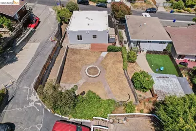 1923 Thompson Ln, El Sobrante, CA 94803 - Photo 35