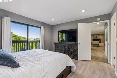 44 Hagen Oaks Ct, Alamo, CA 94507 - Photo 33