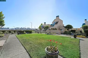 196 Nantucket Ln, Vallejo, CA 94590 - Photo 29