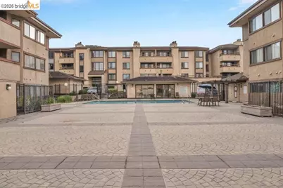 26937 Hayward Blvd #226, Hayward, CA 94542 - Photo 11