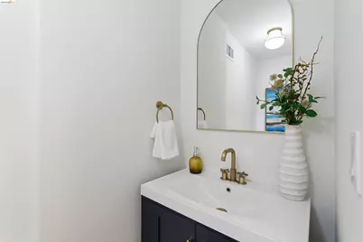 712 Masonic, Albany, CA 94706 - Photo 13