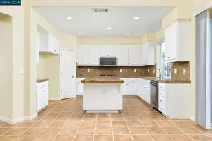 2919 Carlingford Ln, Vallejo, CA 94591 - Photo 3