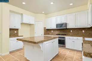 2919 Carlingford Ln, Vallejo, CA 94591 - Photo 5