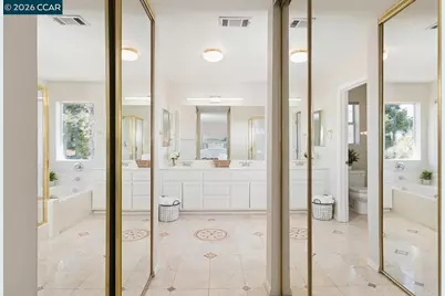 592 Ross Circle, Martinez, CA 94553 - Photo 23