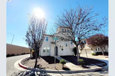 2100 Carrara St, Brentwood, CA 94513 - Photo 3