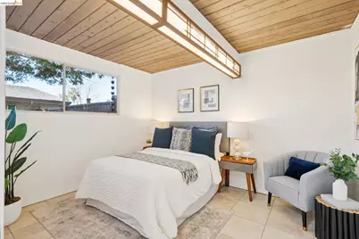 3736 Barrington Dr, Concord, CA 94518 - Photo 41