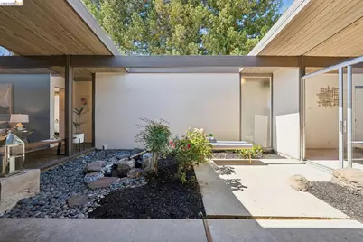 3736 Barrington Dr, Concord, CA 94518 - Photo 5