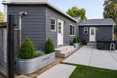 35600 Lasiandra Ln, Davis, CA 95616 - Photo 21