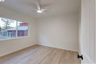 35600 Lasiandra Ln, Davis, CA 95616 - Photo 11