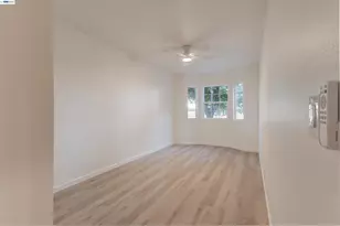 35600 Lasiandra Ln, Davis, CA 95616 - Photo 13