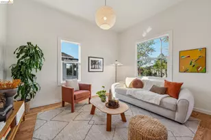 1339 Kains Ave, Berkeley, CA 94702 - Photo 3