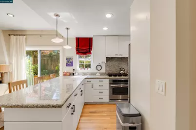 408 Fraga Ct, Martinez, CA 94553 - Photo 19