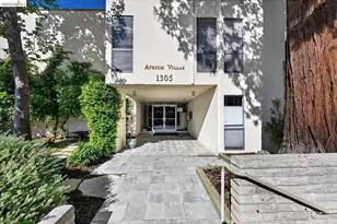 1305 Boulevard Way, Walnut Creek, CA 94595 - Photo 17