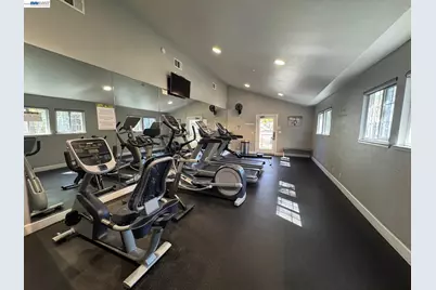 630 Canyon Oaks Drive #D, Oakland, CA 94605 - Photo 39