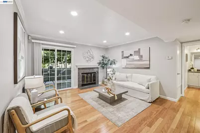 630 Canyon Oaks Drive #D, Oakland, CA 94605 - Photo 7