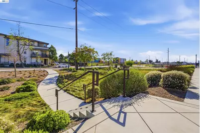 440 Pawnee Ln, Alameda, CA 94501 - Photo 49