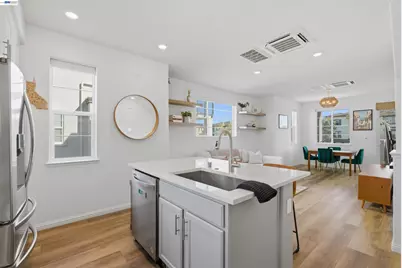 440 Pawnee Ln, Alameda, CA 94501 - Photo 9