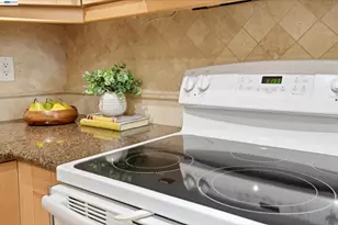 5292 Makati Cir, San Jose, CA 95123 - Photo 23