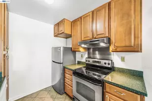 1321 Webster St, Alameda, CA 94501 - Photo 7