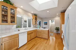 126 Frederick St, Santa Cruz, CA 95062 - Photo 9