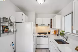 2614 Warring St, Berkeley, CA 94704 - Photo 15