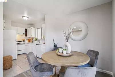 2614 Warring St #6A, Berkeley, CA 94704 - Photo 11