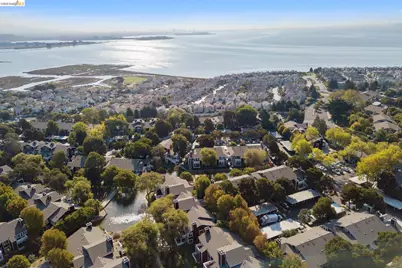 91 Marina Lakes Dr, Richmond, CA 94804 - Photo 63