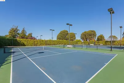 91 Marina Lakes Dr, Richmond, CA 94804 - Photo 39