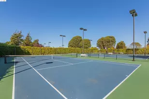 91 Marina Lakes Dr, Richmond, CA 94804 - Photo 39