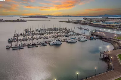 91 Marina Lakes Dr, Richmond, CA 94804 - Photo 53
