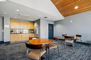 423 7th St, Oakland, CA 94607 - Photo 27