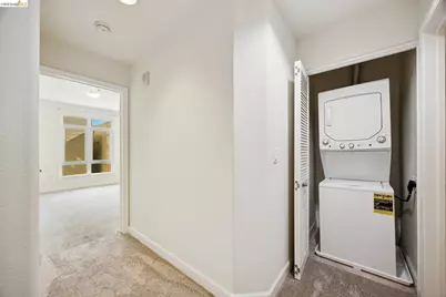 423 7th St #506, Oakland, CA 94607 - Photo 11