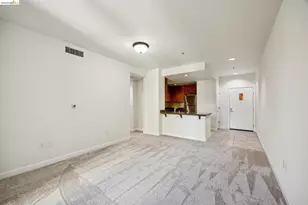 423 7th St, Oakland, CA 94607 - Photo 7